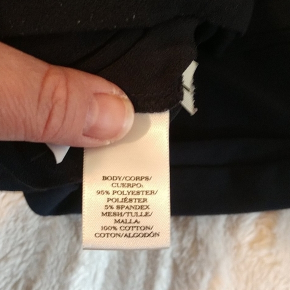 Ann Taylor Navy Yoke Detail Shell - Picture 5 of 6